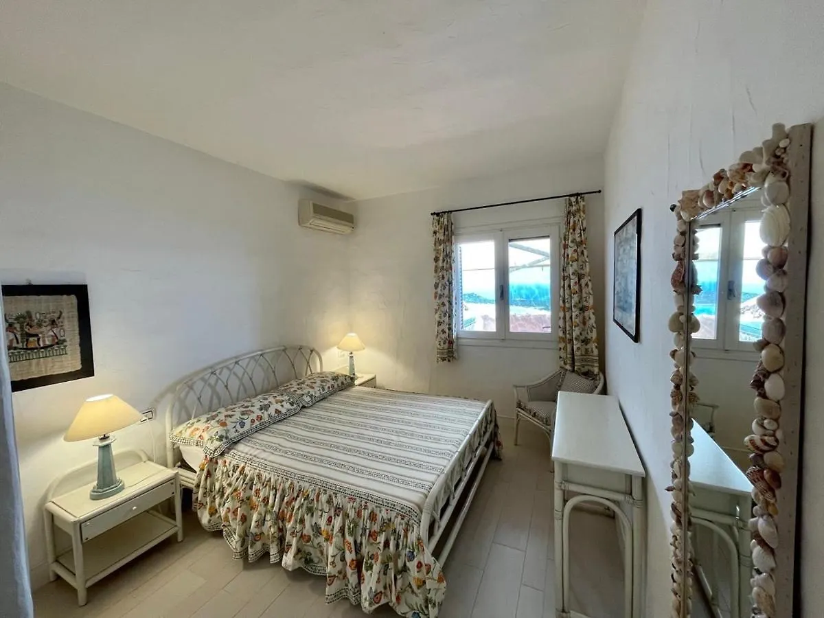 San Teodoro Punta Est Stupendo Trilocale Vista Mare Apartment Capo Coda Cavallo 0*,  Italy